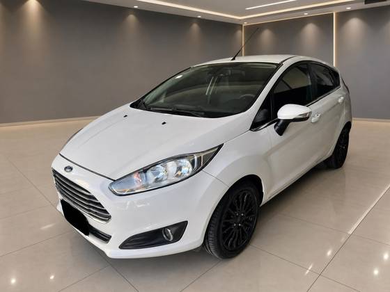 FORD FIESTA 1.6 SE STYLE HATCH 16V FLEX 4P MANUAL FORD FIESTA 1.6 SE STYLE HATCH 16V FLEX 4P MANUAL